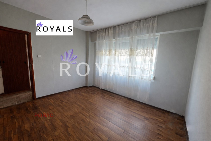 Продава 3-СТАЕН, гр. Варна, Възраждане 3, снимка 2 - Апартаменти - 53148893