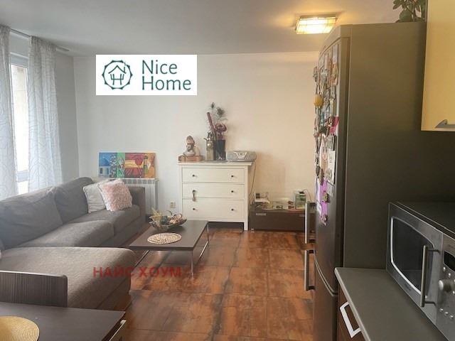 Продава 3-СТАЕН, гр. София, Гео Милев, снимка 3 - Апартаменти - 53108922