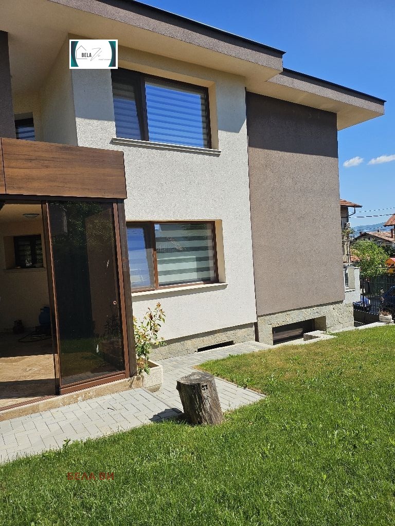 Til salg  Hus Pernik , Draganovets , 307 kvm | 67706479 - billede [4]