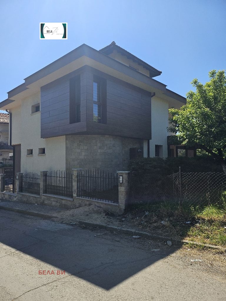 Til salg  Hus Pernik , Draganovets , 307 kvm | 67706479 - billede [3]