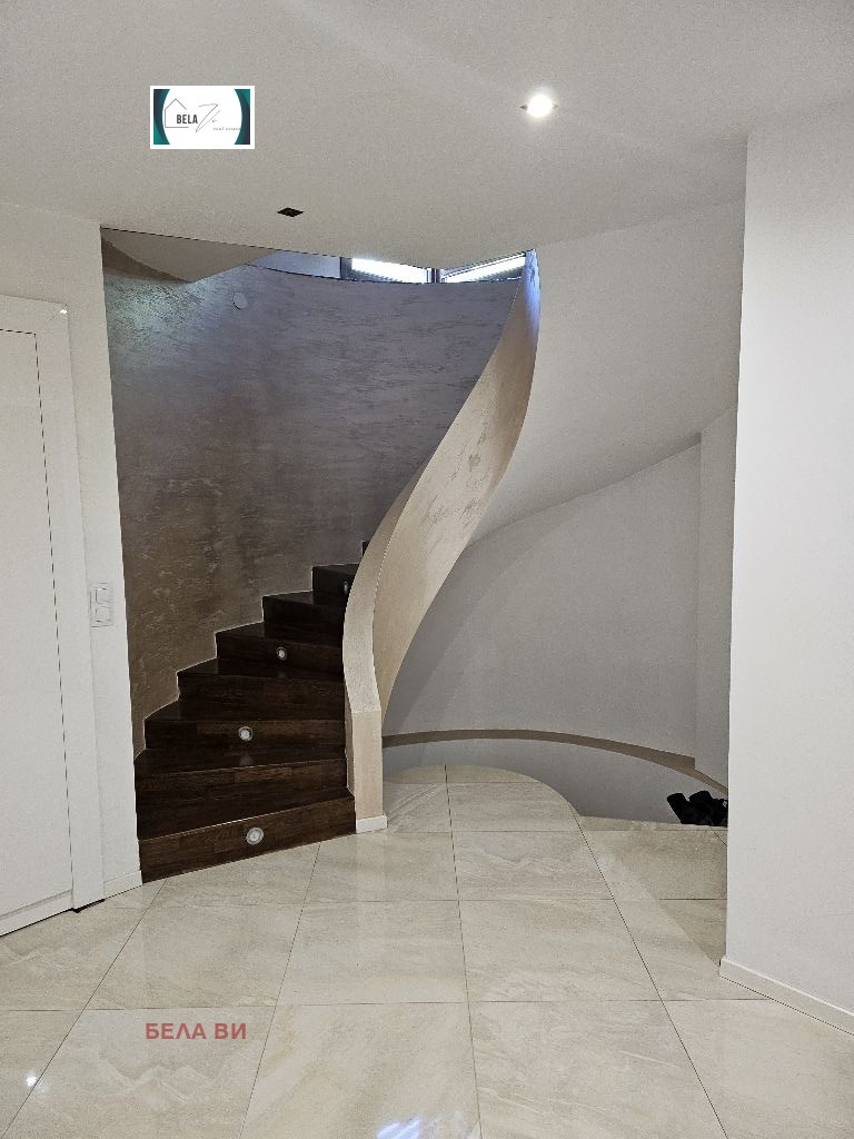 Til salg  Hus Pernik , Draganovets , 307 kvm | 67706479 - billede [16]