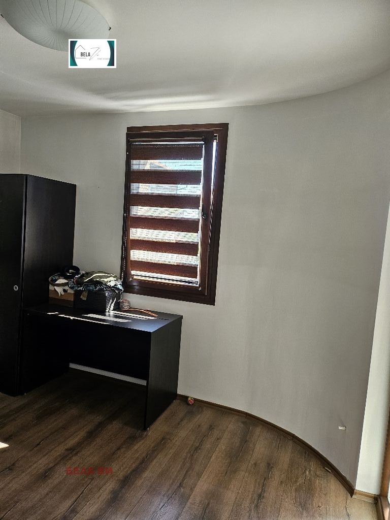 Til salg  Hus Pernik , Draganovets , 307 kvm | 67706479 - billede [10]