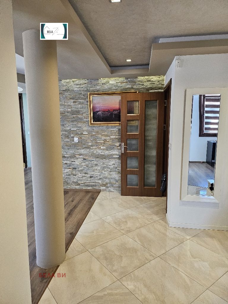 Til salg  Hus Pernik , Draganovets , 307 kvm | 67706479 - billede [8]
