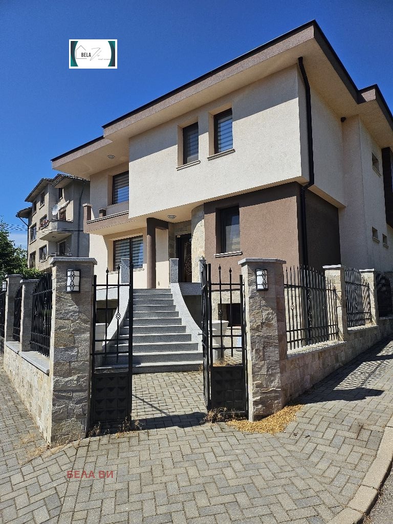 Til salg  Hus Pernik , Draganovets , 307 kvm | 67706479