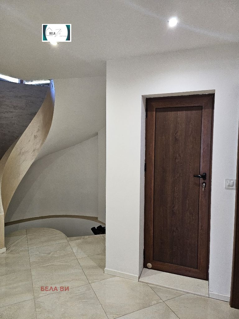 Til salg  Hus Pernik , Draganovets , 307 kvm | 67706479 - billede [15]