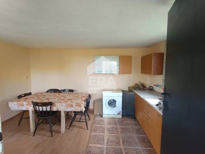 Продава КЪЩА, с. Осеново, област Варна, снимка 2 - Къщи - 51210988