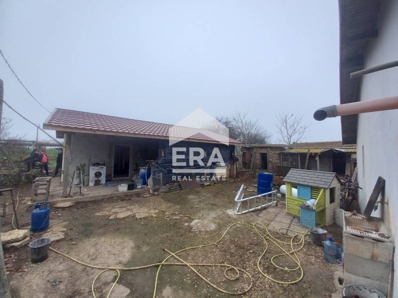 Продава КЪЩА, с. Дуранкулак, област Добрич, снимка 13 - Къщи - 52640026