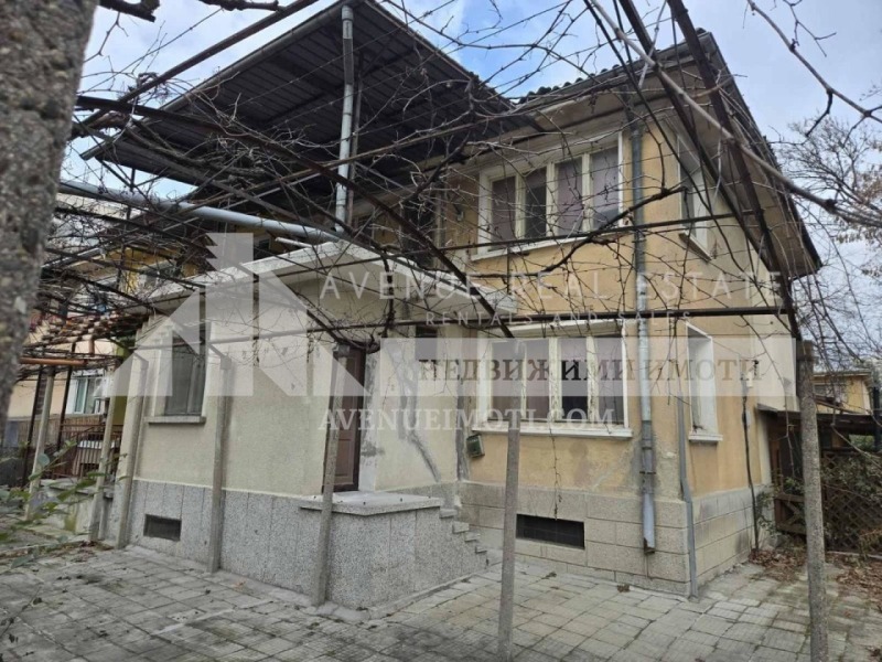 Продава КЪЩА, гр. Пловдив, Захарна фабрика