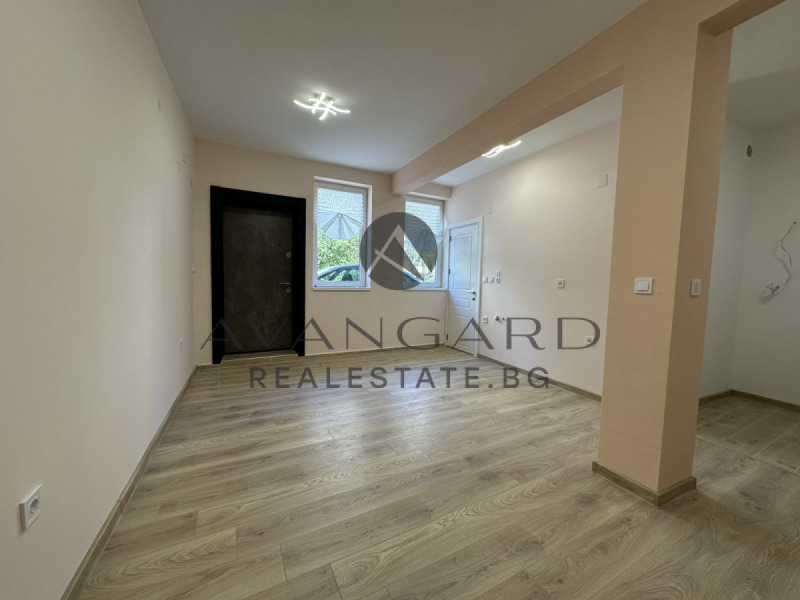 Zu verkaufen  Geschäft Plowdiw , Karschijaka , 33 qm | 81953308 - Bild [2]