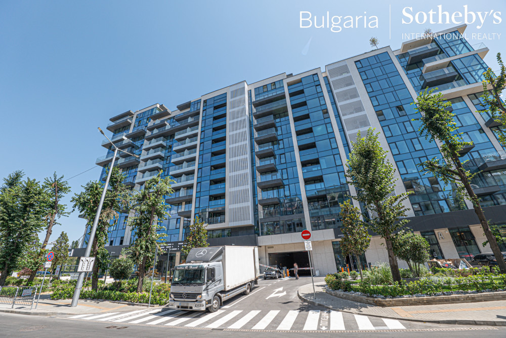 Продава 4-СТАЕН, гр. София, Оборище, снимка 2 - Апартаменти - 55786423