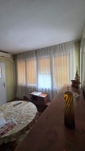 Продава 4-СТАЕН, гр. Добрич, Център, снимка 5