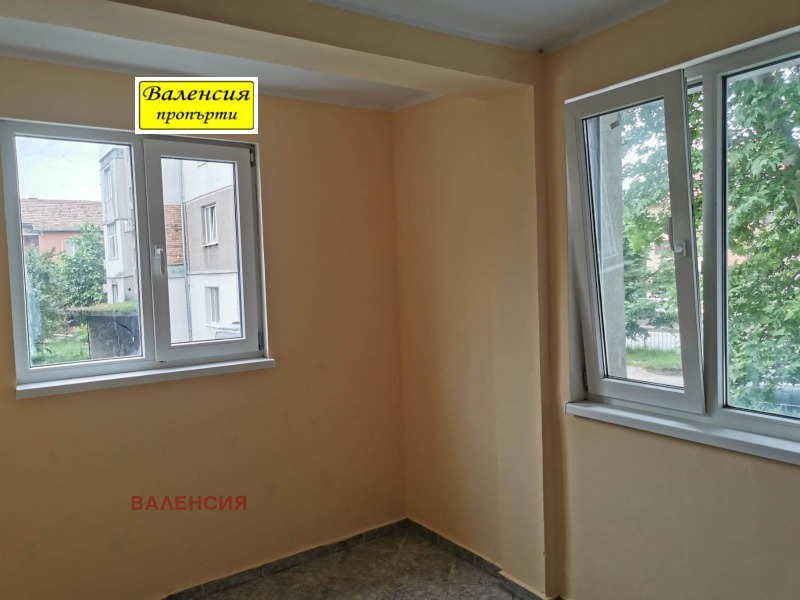 Продава 2-СТАЕН, гр. Враца, Металург, снимка 5 - Апартаменти - 52362409