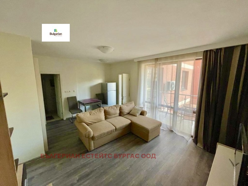 À venda  2 quartos região Burgas , k.k. Slantchev briag , 63 m² | 49079097 - imagem [2]