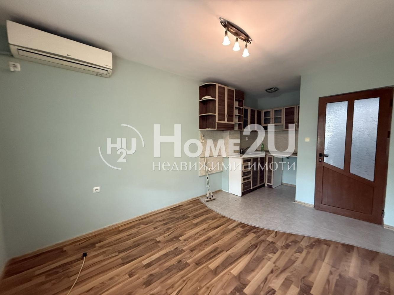 Продава 3-СТАЕН, гр. Варна, Лятно кино Тракия