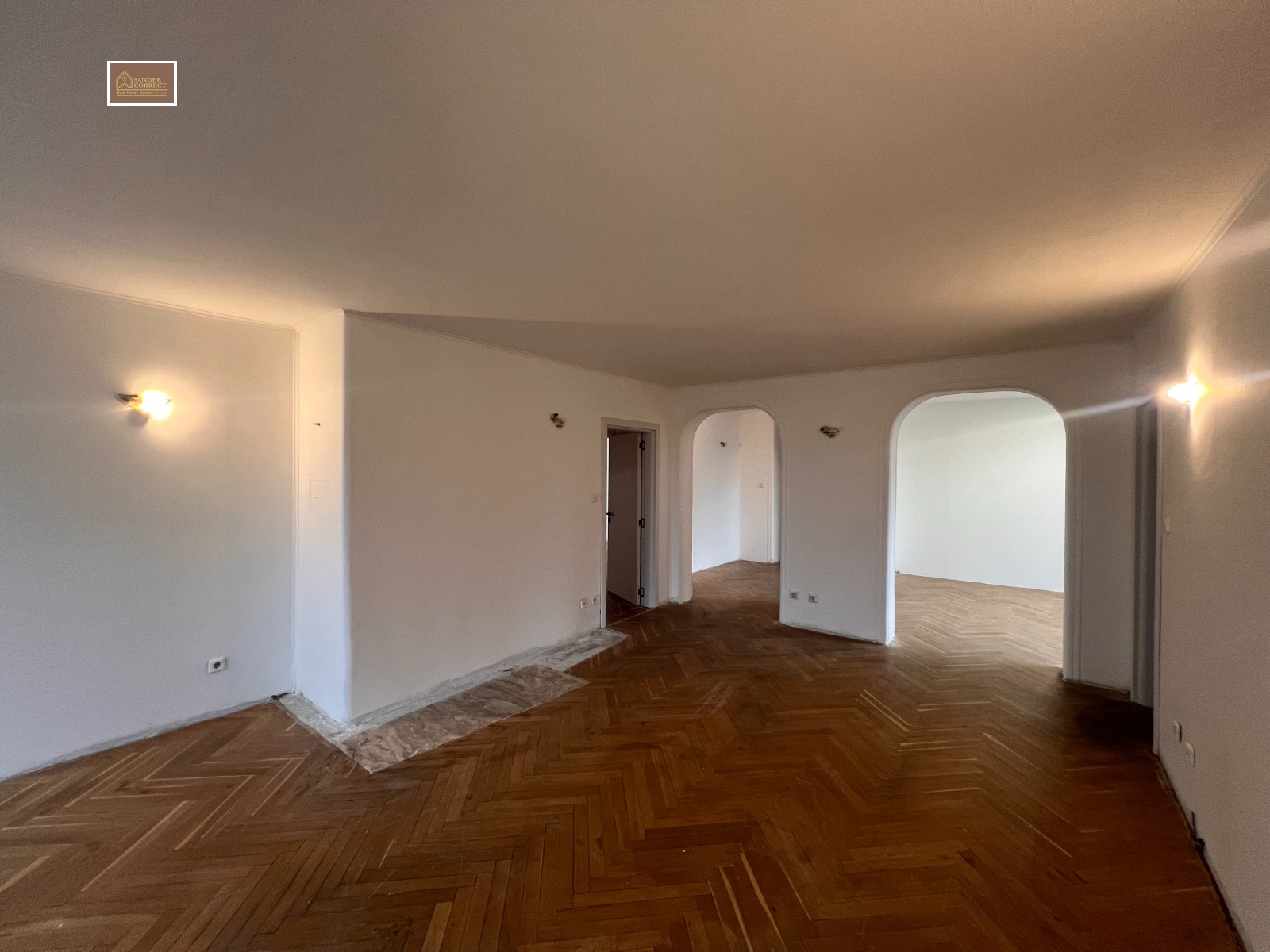 Продава МНОГОСТАЕН, гр. София, Лозенец, снимка 3 - Апартаменти - 54752227