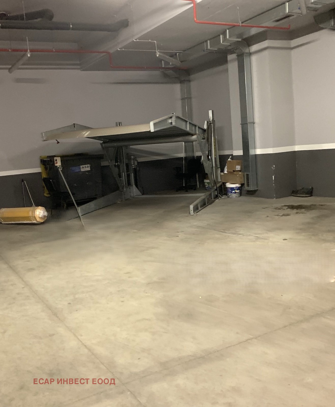 Продава ГАРАЖ, ПАРКОМЯСТО, гр. София, Център