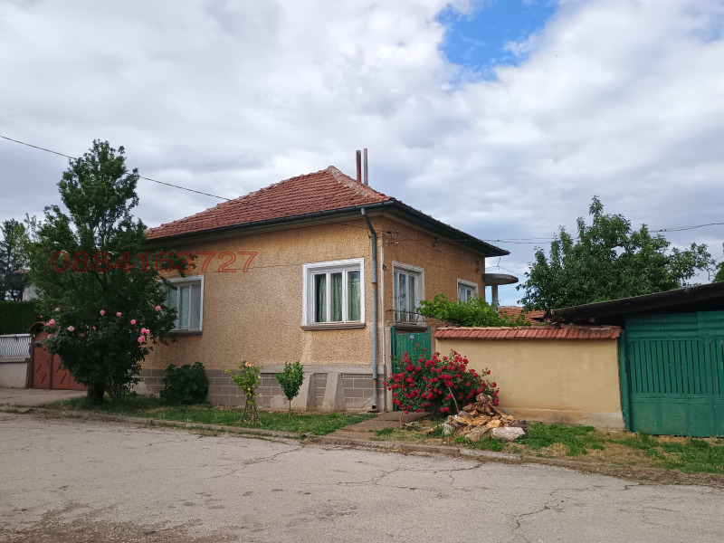 Продава КЪЩА в област Плевен, с. Горни Дъбник - 80 кв.м / 32 500 € » 63 564.48 лв.