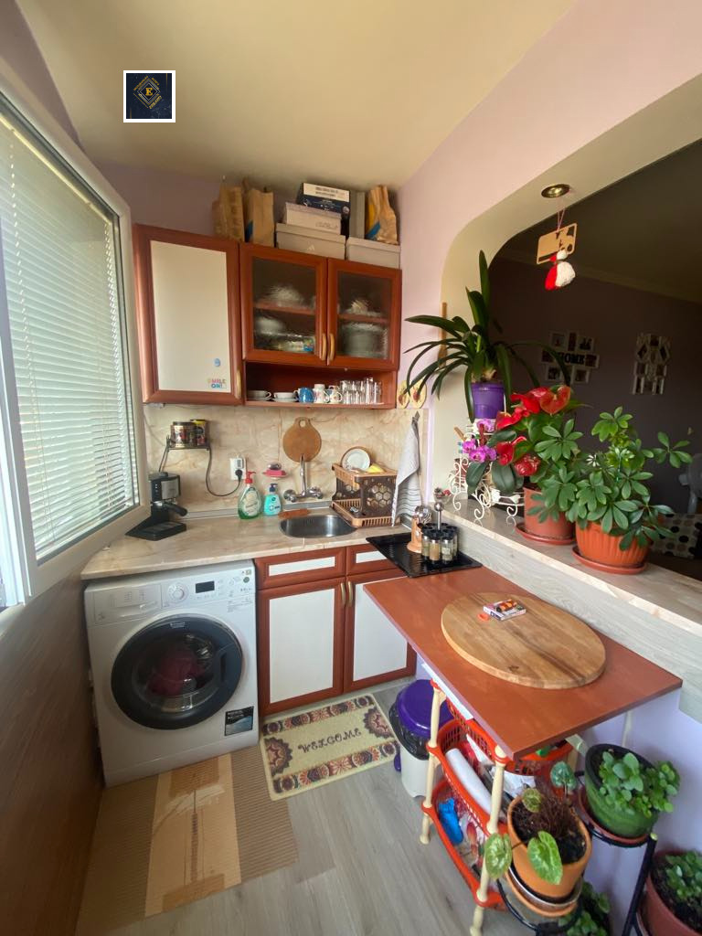 Te koop  Studio Pernik , Iztok , 45 m² | 52823068