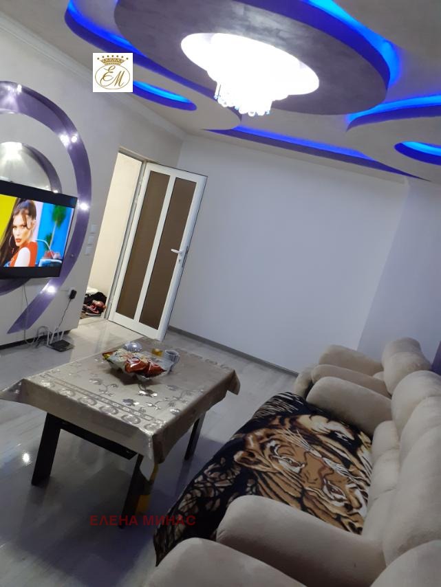 Продава 3-СТАЕН, гр. Шумен, Еверест, снимка 2 - Апартаменти - 52115924