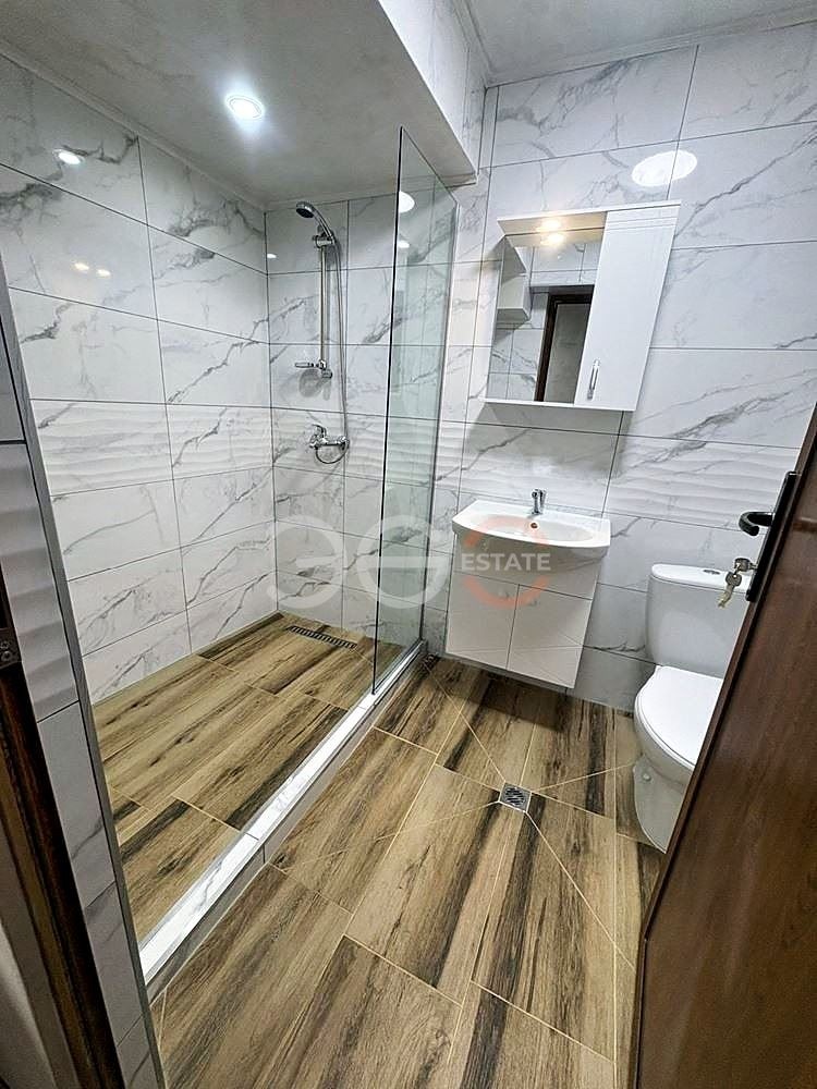 Продава 3-СТАЕН, гр. Варна, Бриз, снимка 9 - Апартаменти - 56623487