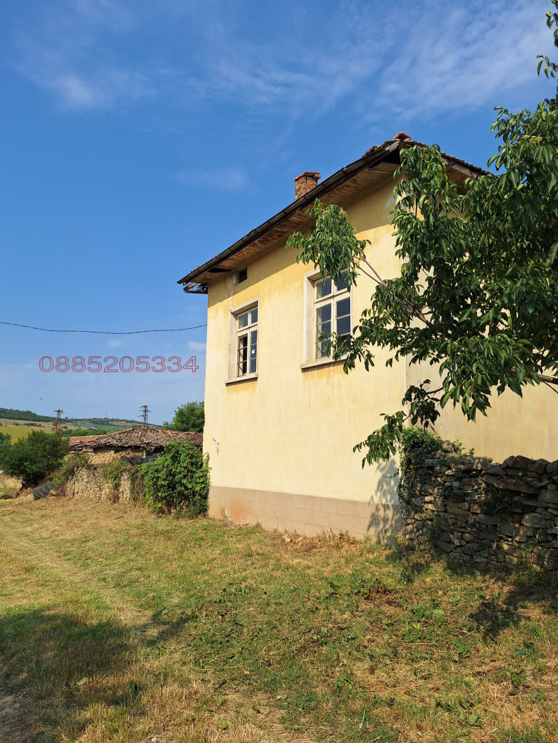 Продава КЪЩА, с. Коевци, област Велико Търново, снимка 3 - Къщи - 52779025