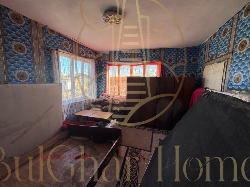 Продава КЪЩА, с. Житница, област Варна