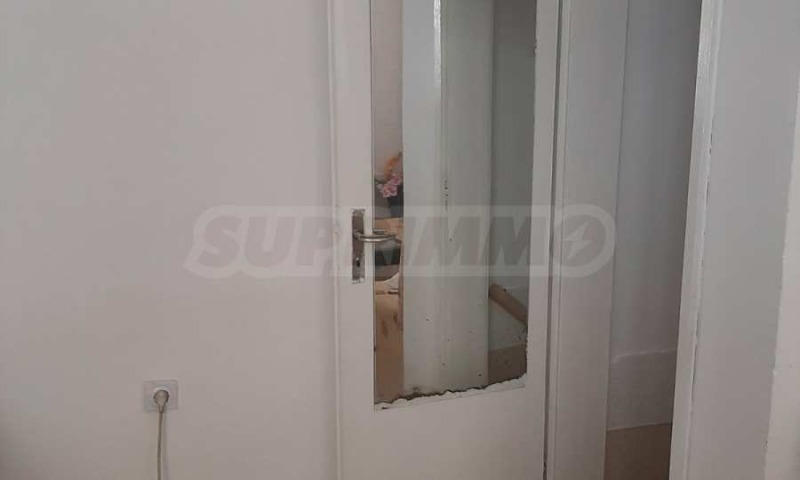 Продава МАГАЗИН, гр. Варна, Лятно кино Тракия, снимка 10 - Магазини - 52739705