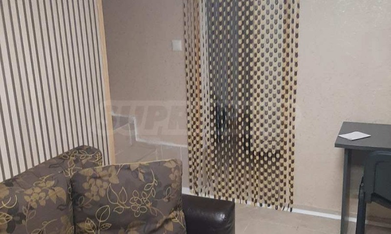 Продава МАГАЗИН, гр. Варна, Лятно кино Тракия, снимка 5 - Магазини - 52739705