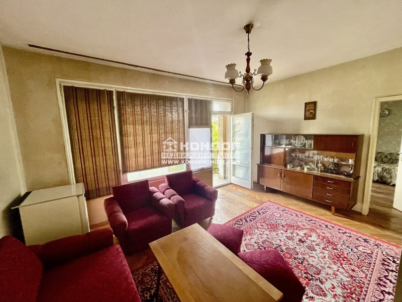 For Sale  1 bedroom Plovdiv , Hristo Smirnenski , 65 sq.m | 98859797 - image [4]