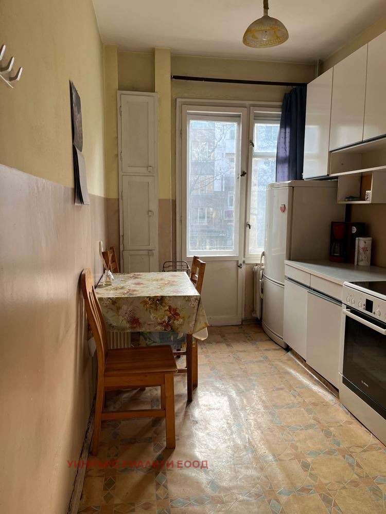 Продава 3-СТАЕН, гр. София, Център, снимка 10 - Апартаменти - 54251806