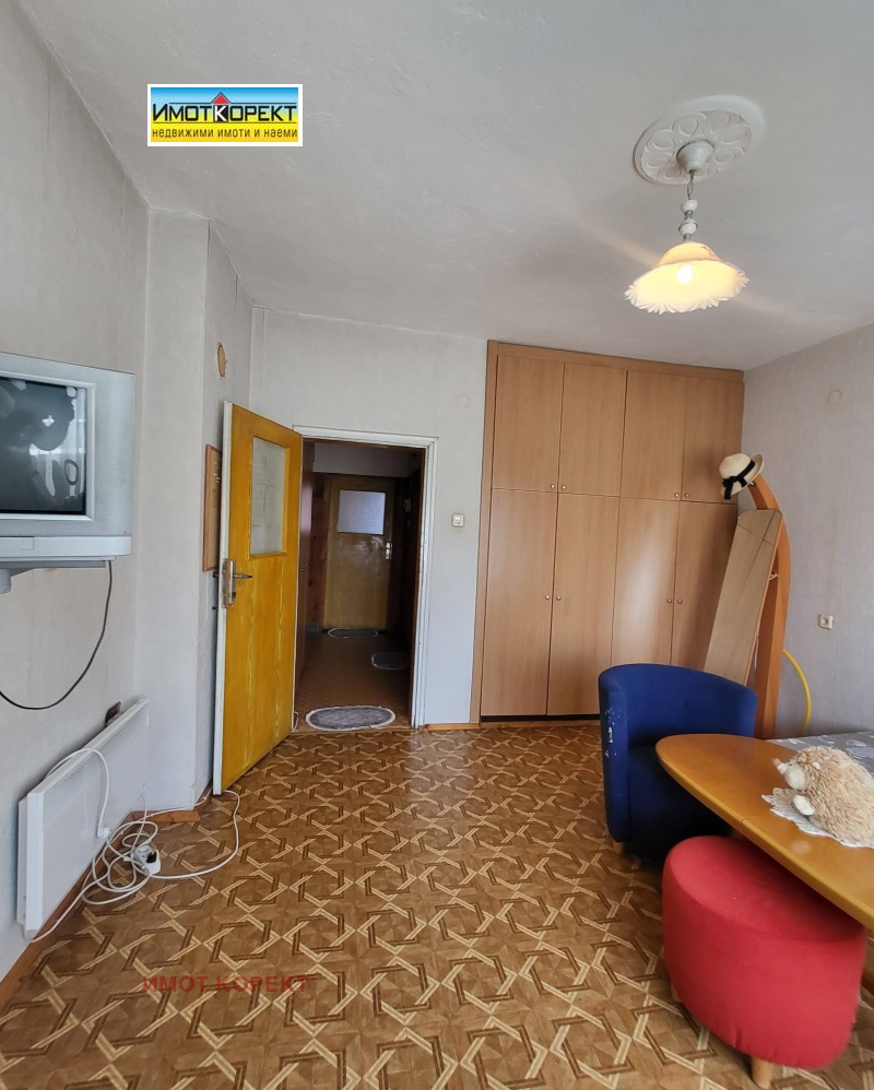 Zu verkaufen  Hausboden Pazardschik , Zentar , 162 qm | 38162981 - Bild [2]