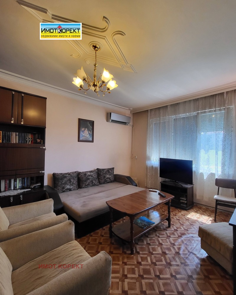 Продава  Етаж от къща град Пазарджик , Център , 162 кв.м | 38162981 - изображение [12]