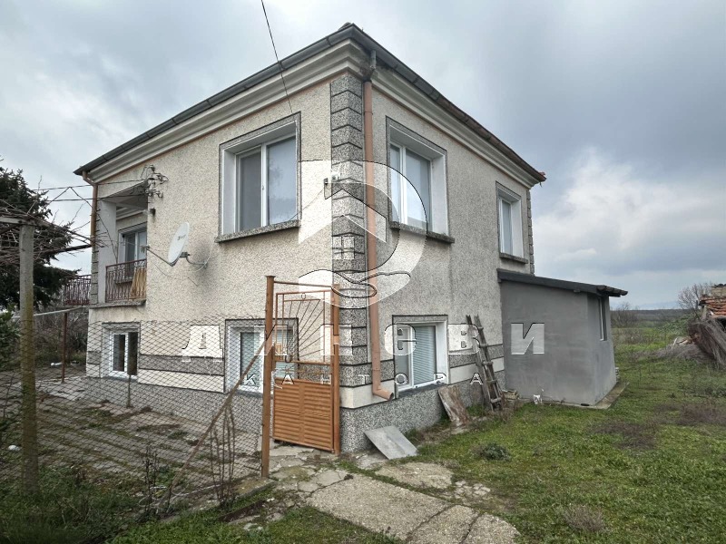 Продава КЪЩА, с. Боздуганово, област Стара Загора, снимка 2 - Къщи - 49059724