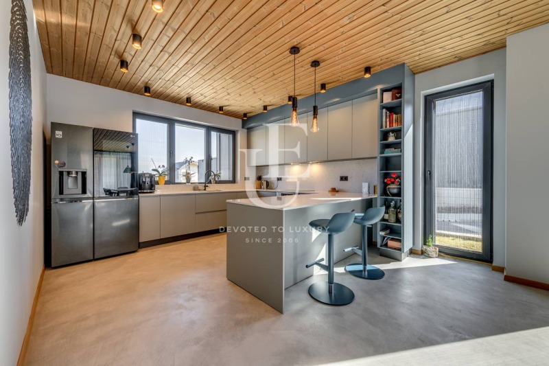 In vendita  Casa Sofia , v.z.Malinova dolina , 330 mq | 28785377 - Immagine [3]