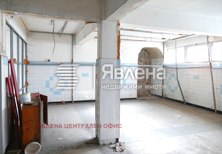 Продава МАГАЗИН, гр. Кърджали, Център, снимка 2 - Магазини - 54085455