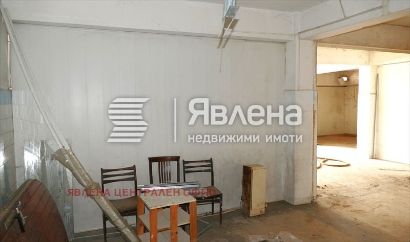 Продава МАГАЗИН, гр. Кърджали, Център, снимка 8 - Магазини - 54085455