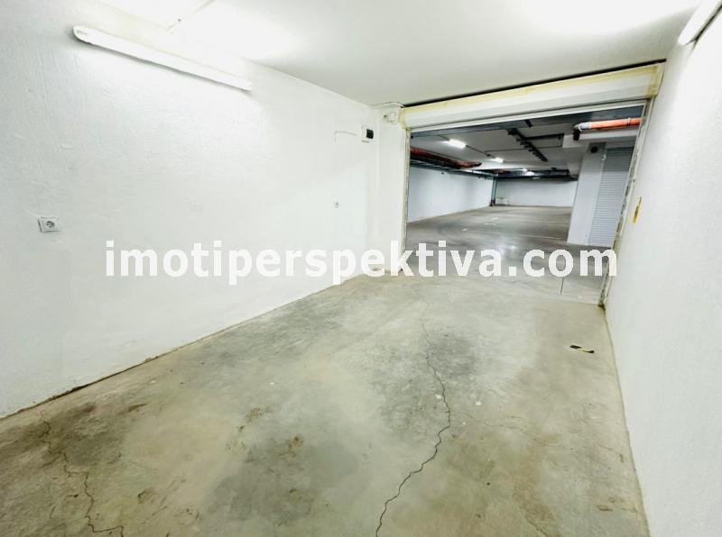 Na sprzedaż  Garaż Plowdiw , Kjuczuk Pariż , 18 mkw | 39016905 - obraz [2]