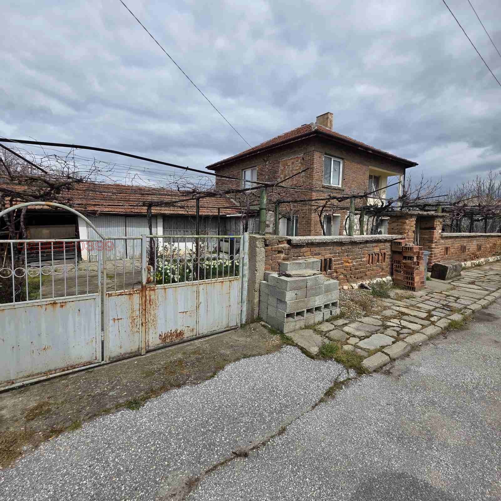 Продава КЪЩА, с. Маноле, област Пловдив, снимка 11 - Къщи - 56003359