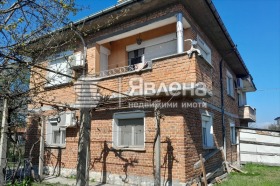 Casa Vojvodinovo, regione Plovdiv 1