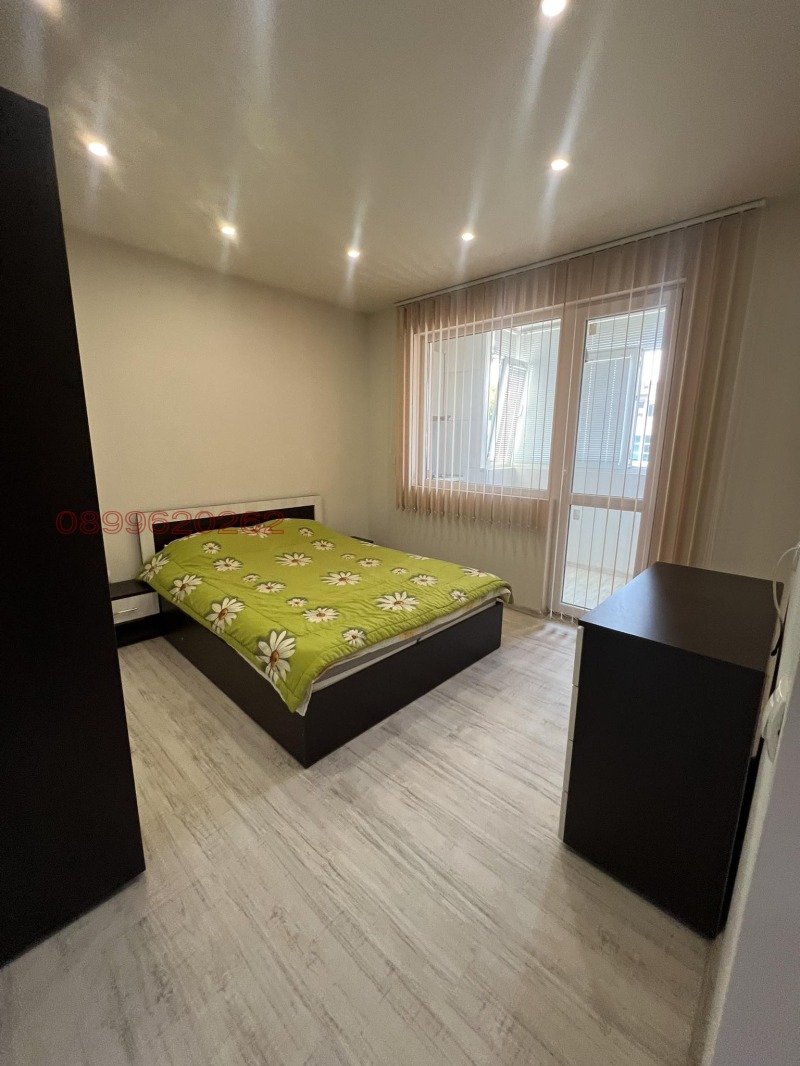 Na sprzedaż  1 sypialnia Szumen , Centar , 68 mkw | 39760861 - obraz [11]