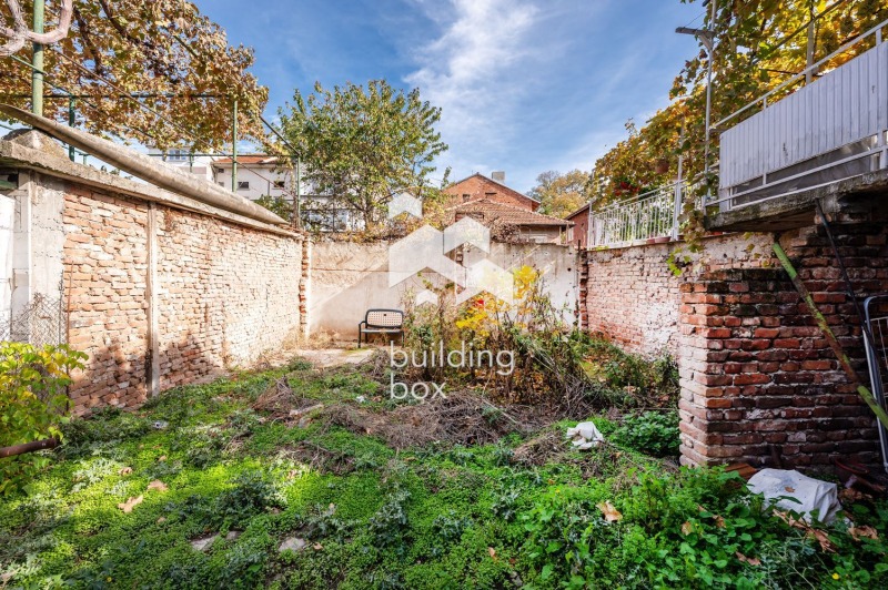 Продава ЕТАЖ ОТ КЪЩА, гр. Пловдив, Христо Смирненски, снимка 14 - Етаж от къща - 53165780