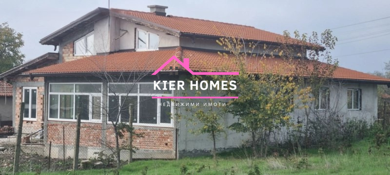 Продава КЪЩА, с. Опан, област Стара Загора, снимка 2 - Къщи - 53239692