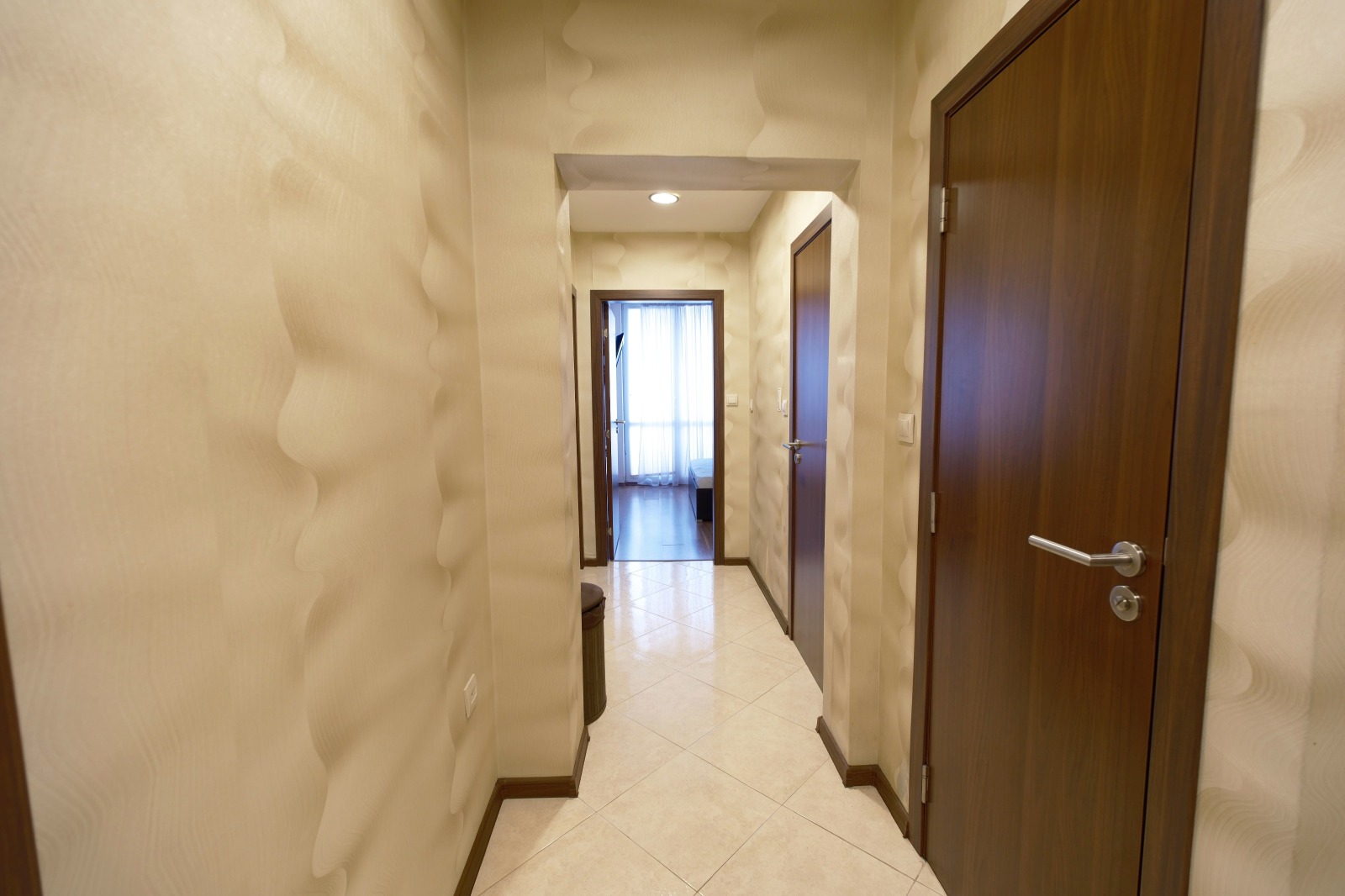 Продава 3-СТАЕН, гр. Велико Търново, Център, снимка 13 - Апартаменти - 54287297