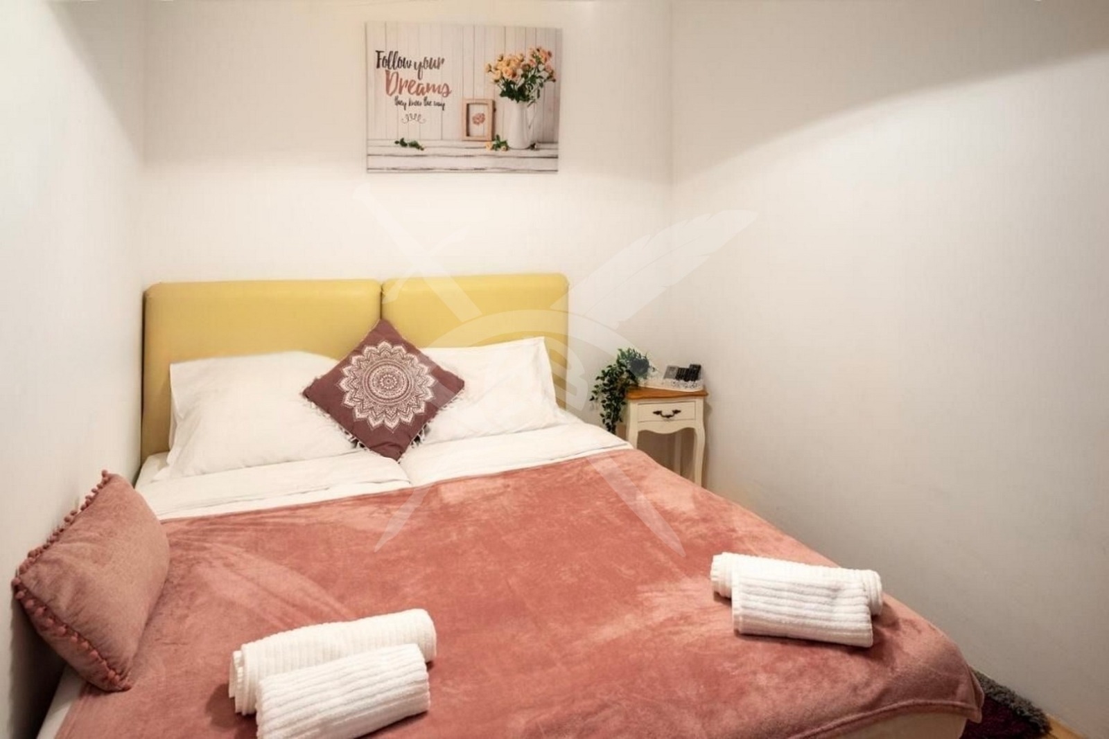 Продава КЪЩА, гр. София, Център, снимка 2 - Къщи - 52066638