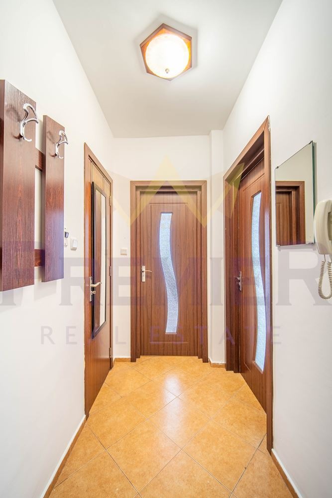 Продается  1 спальня Варна , Конфуто , 58 кв.м | 57763846 - изображение [9]