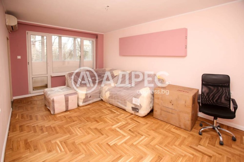 Eladó  2 hálószobás Sofia , Mladost 3 , 95 négyzetméter | 89666583