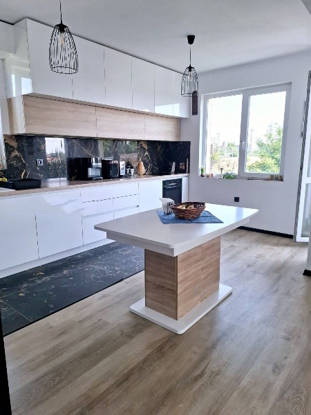 Продава  Многостаен град Пловдив , Остромила , 133 кв.м | 42587318 - изображение [8]