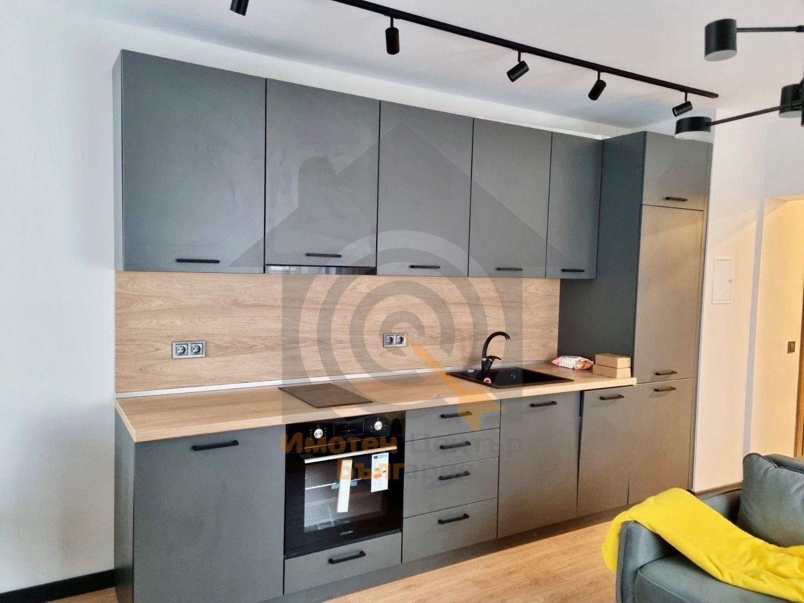 Продава 2-СТАЕН, гр. София, Център, снимка 3 - Апартаменти - 53723133