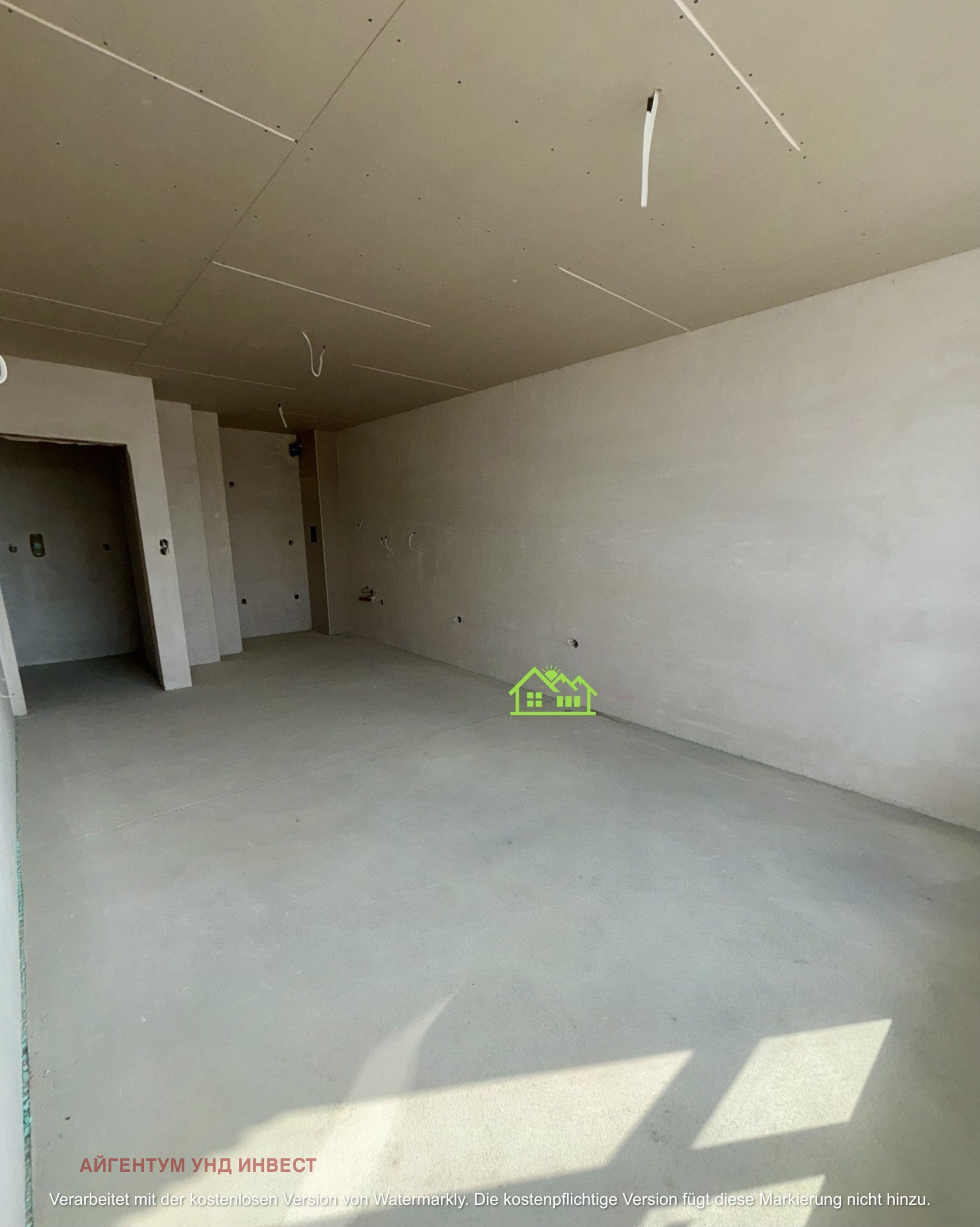 Продава 2-СТАЕН, гр. Бургас, Изгрев, снимка 2 - Апартаменти - 54983020