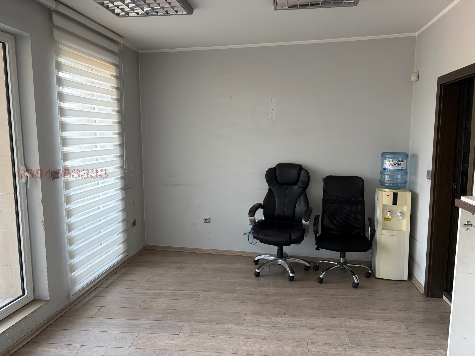 Продава ОФИС, гр. Пловдив, Център, снимка 2 - Офиси - 56019503